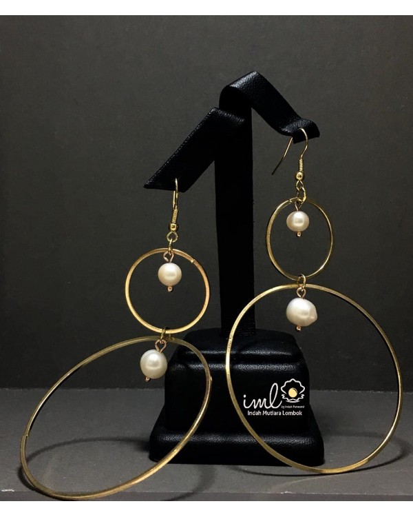 EARRINGS  FRESHWATER PEARLS